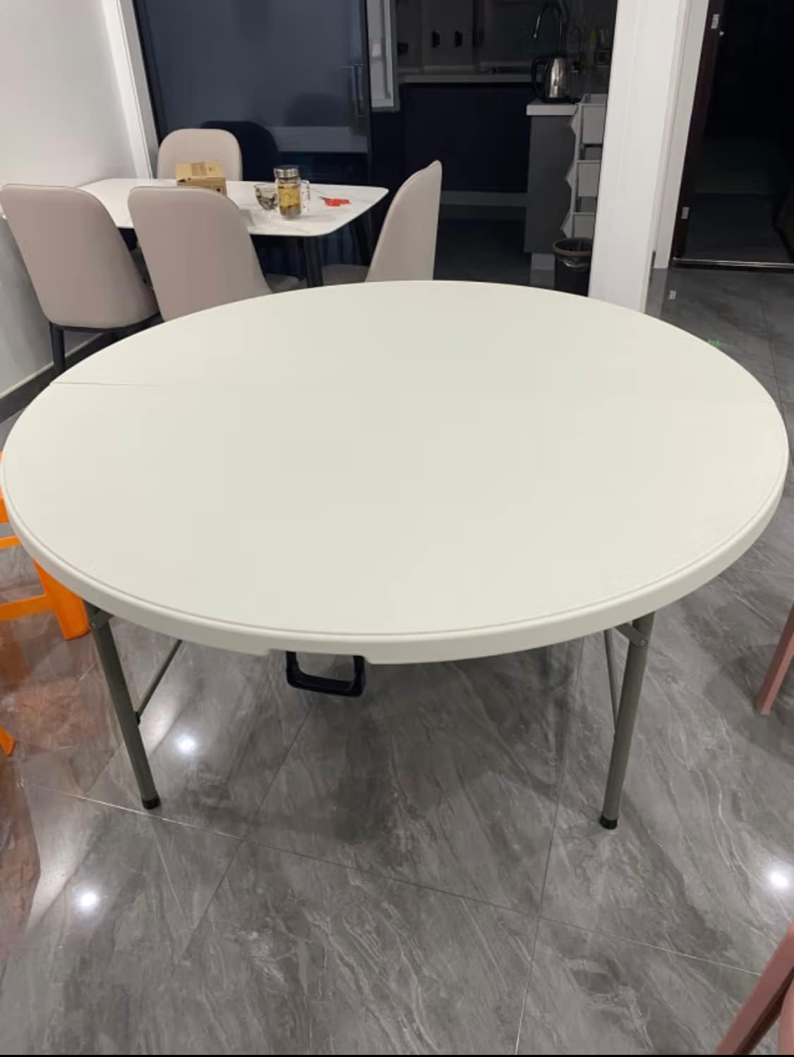Hanaiette 48'' Portable Round Bi-Fold Granite White Plastic Folding Camping Tables,Foldable Lightweight Table,for Picnic,Garden,Party,Beach..