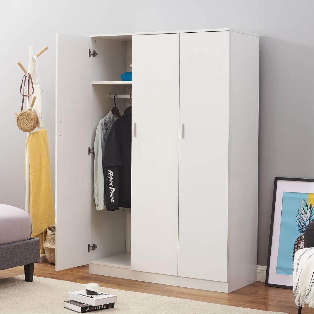 Wooden 3 Doors Wardrobes with Hanging Rail and Storage Shelves Modern Large Clothes Cupboards Unit for Bedroom Furniture