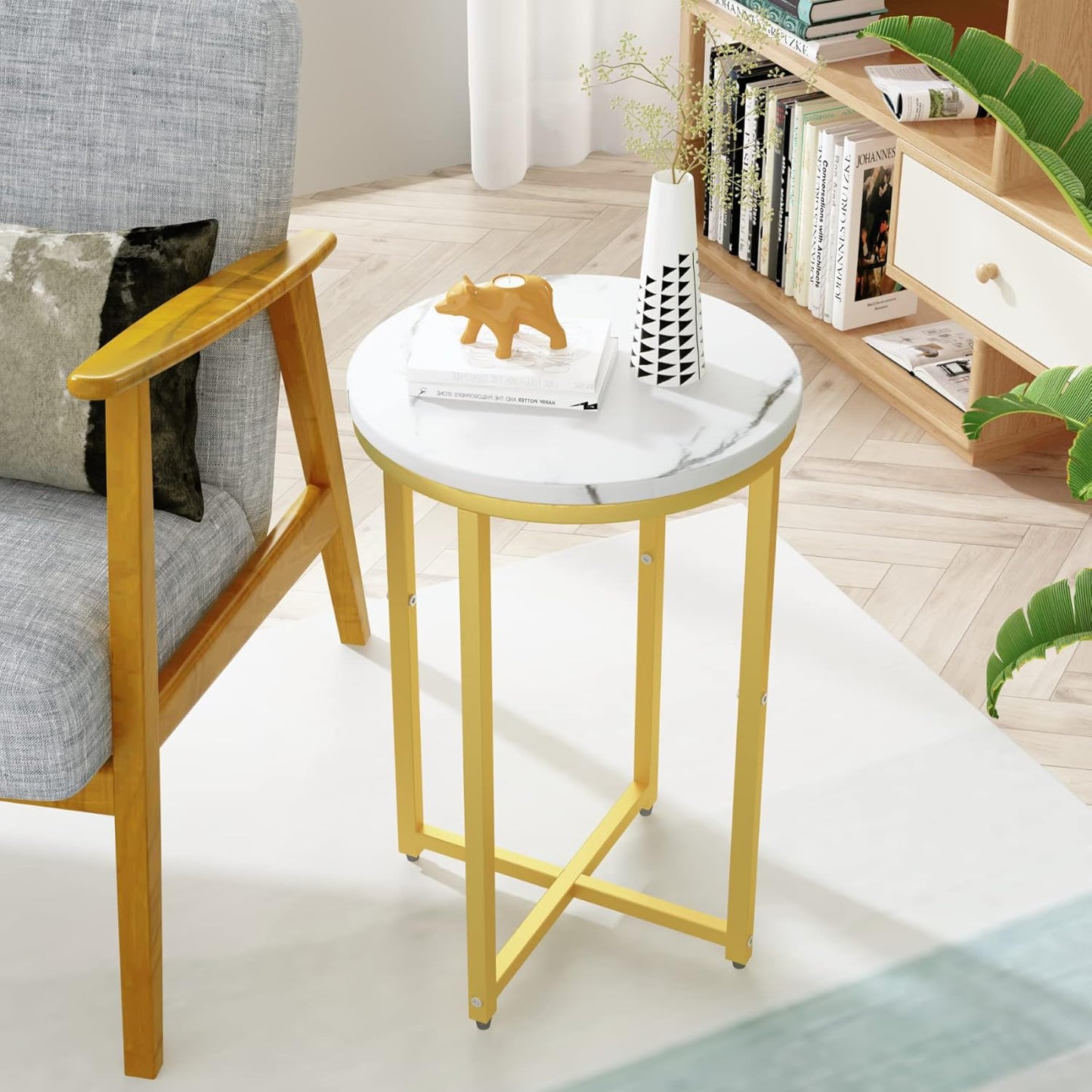AWQM Round Side Table Set of 2, Modern Nightstand Faux Marble Accent Coffee Table for Living Room, Bedroom, Home & Office (White & Gold)