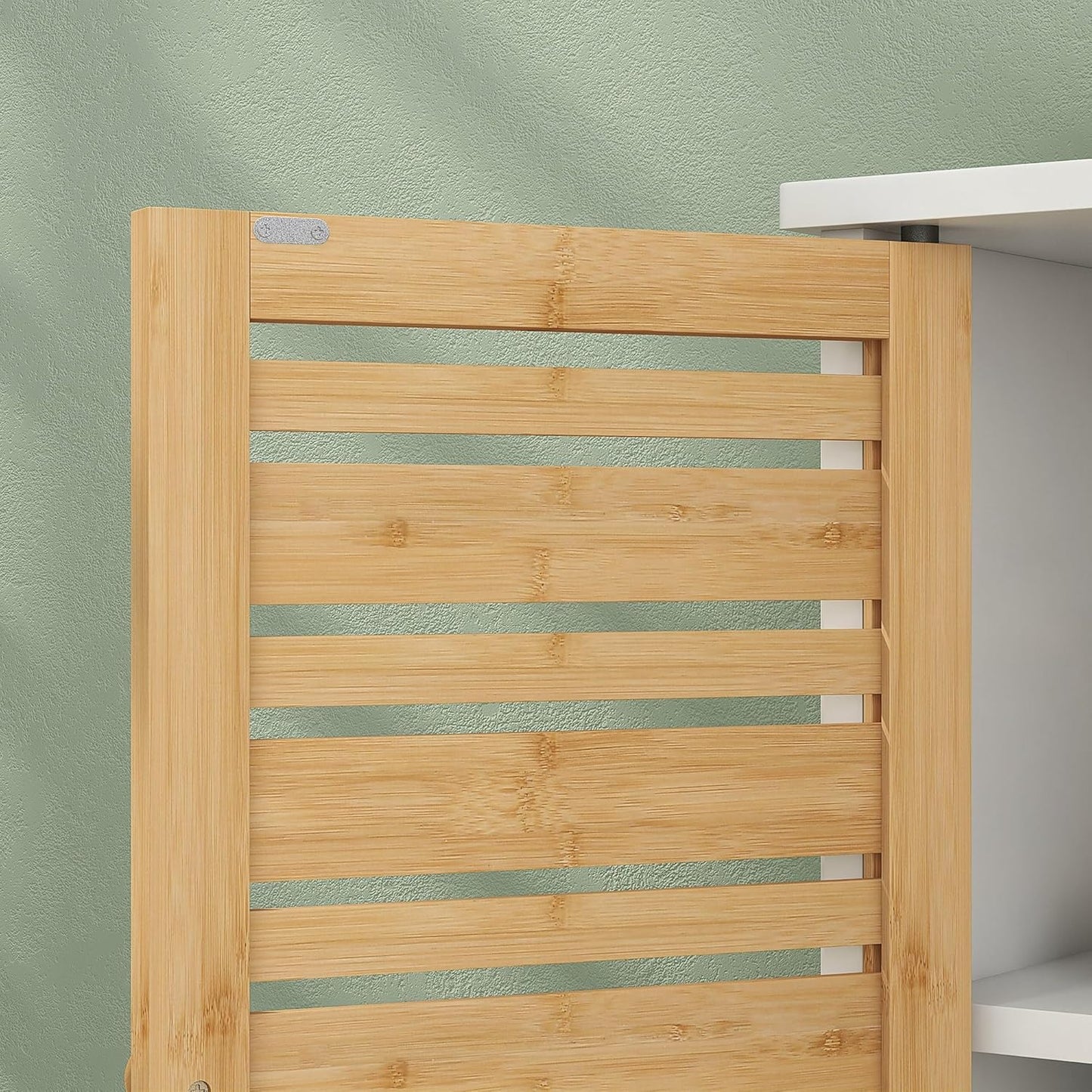 HOMCOM Modern Under Sink Cabinet with Magnetic Bamboo Doors and Adjustable Shelf 60 x 30 x 60 cm White and Natural