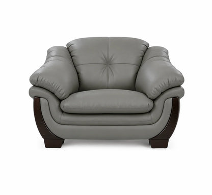 Elegant Classic Armchair with Plush Cushioned Design