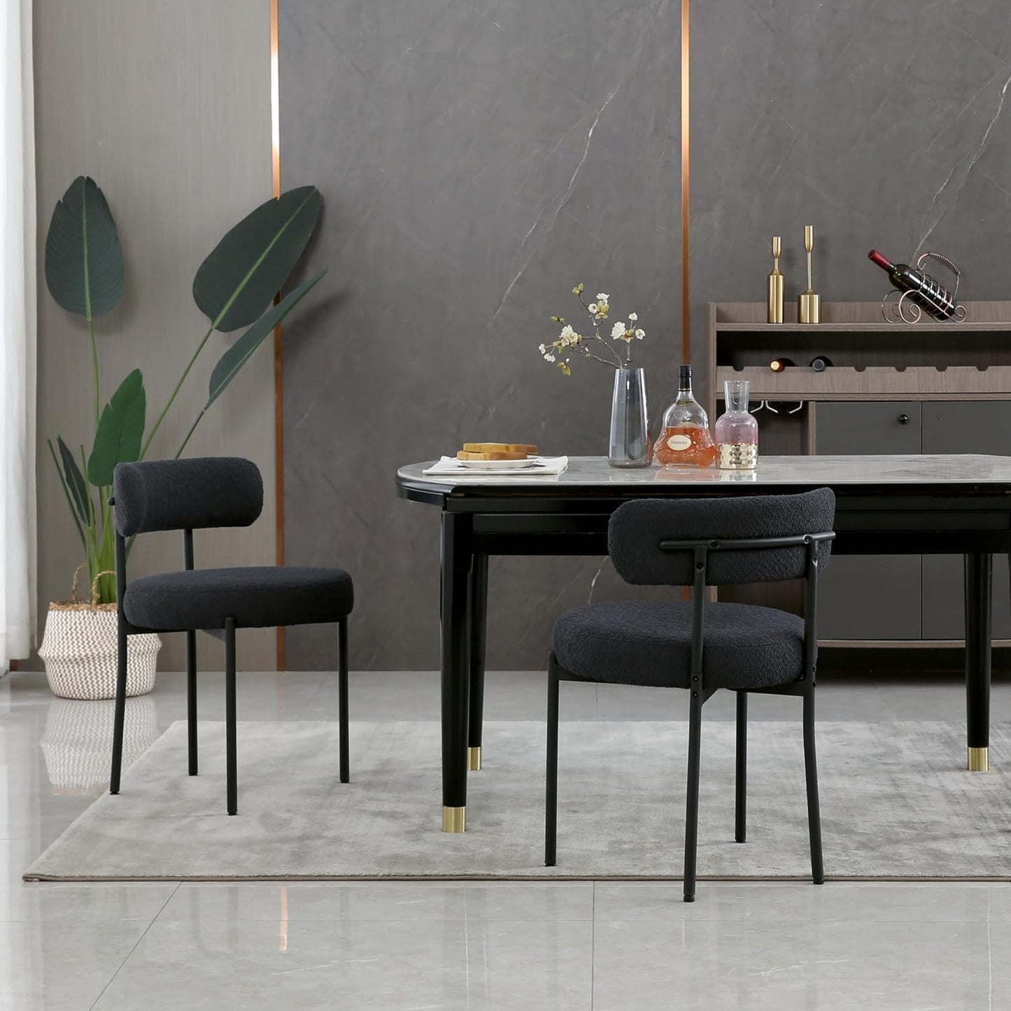 Generic Dining Share and Share for Kitchen Dining Room, Aflastred with all dining share and black legs, Curved with a modern dining chair, Side Share