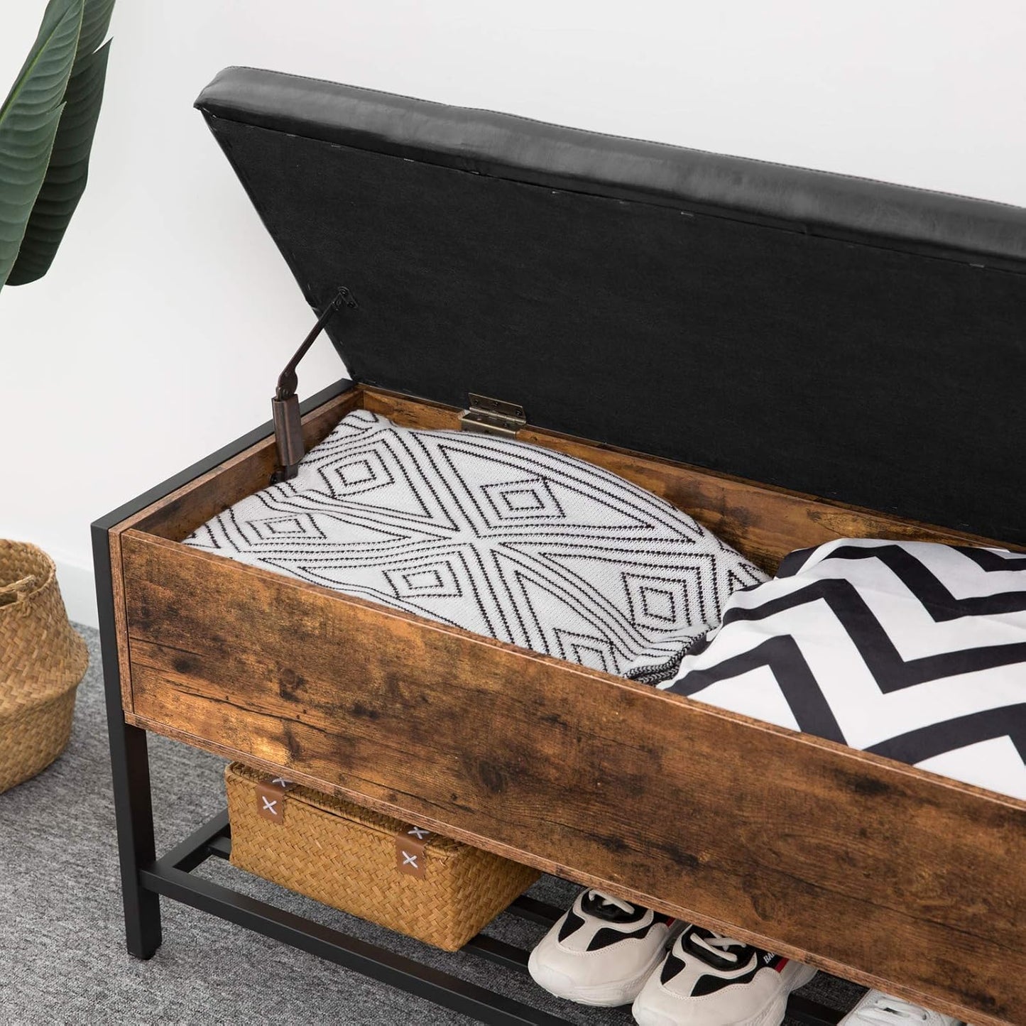 HOOBRO Storage Bench, Storage Ottoman, Shoe Bench with Padded Seat and Metal Shelf, Flip Top Toy Box Storage Chest, Bed End Stool for Bedroom, Hallway,Living Room, Rustic Brown and Black BF98CW01