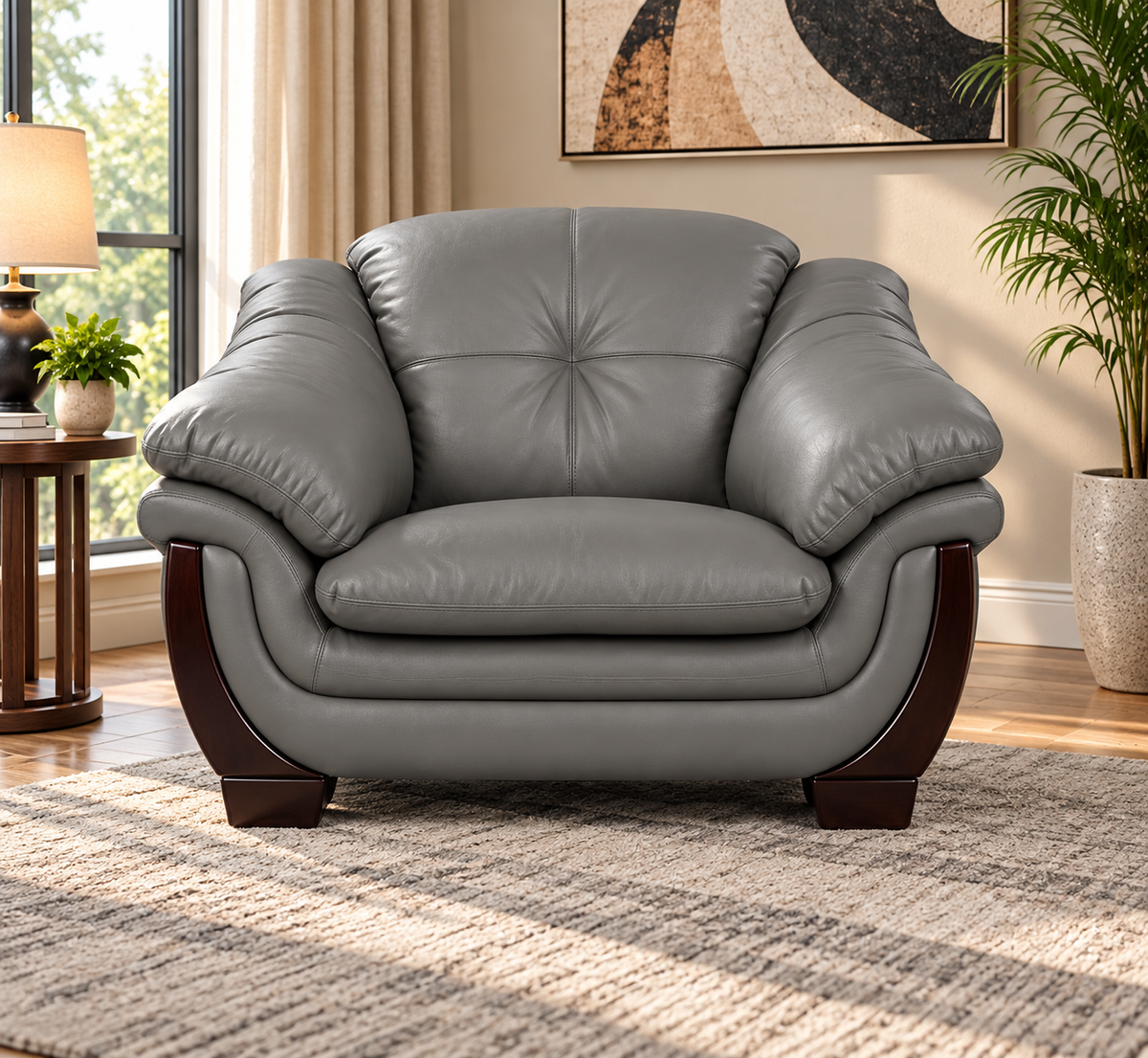 Elegant Classic Armchair with Plush Cushioned Design
